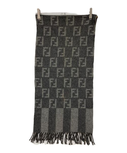 FENDI（フェンディ）FENDI (フェンディ) マフラー グレーの古着・服飾アイテム