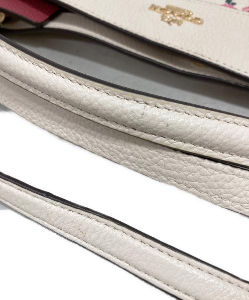 COACH（コーチ）COACH (コーチ) フローラルスモールレクシー 2WAY ショルダーバッグ ベージュの古着・服飾アイテム