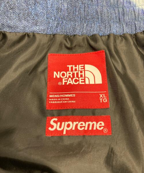 THE NORTH FACE（ザ ノース フェイス）THE NORTH FACE (ザ ノース フェイス) SUPREME (シュプリーム) Bleached Denim Print Mountain Pant ブルー サイズ:XLの古着・服飾アイテム