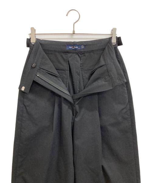 FRED PERRY（フレッドペリー）FRED PERRY (フレッドペリー) タックパンツ ブラック サイズ:Sの古着・服飾アイテム