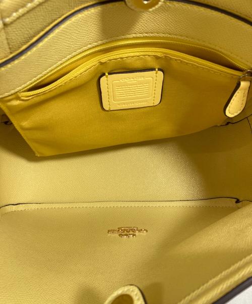 COACH（コーチ）COACH (コーチ) HORSE AND CARRIAGE TOTE ホワイトの古着・服飾アイテム