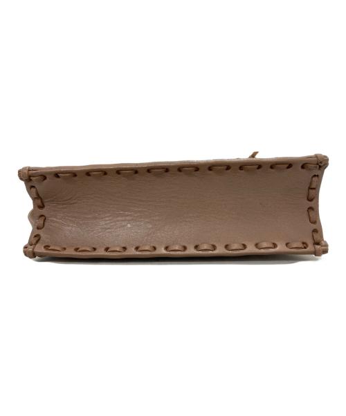 Carving Tribes（カービングトライブス）CARVING TRIBES (カービングトライブス) ミニマエストラグレースコンチネンタル ベージュの古着・服飾アイテム