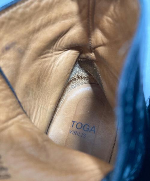 TOGA VIRILIS（トーガ ビリリース）TOGA VIRILIS (トーガ ビリリース) メタルパーツウィングチップブーツ ブラック サイズ:39の古着・服飾アイテム