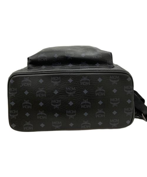 MCM（エムシーエム）MCM (エムシーエム) STARK サイドスタッズ バックパック ブラックの古着・服飾アイテム