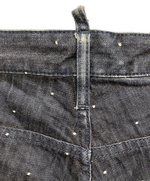 DSQUARED2（ディースクエアード）DSQUARED2 (ディースクエアード) ドット刺繍デニムパンツ インディゴ サイズ:42の古着・服飾アイテム
