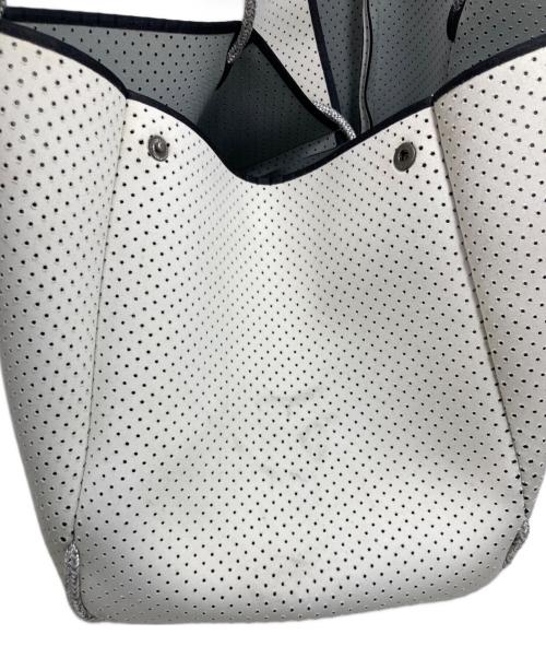 STATE OF ESCAPE（ステイトオブエスケープ）STATE OF ESCAPE (ステイトオブエスケープ) バッグ ホワイトの古着・服飾アイテム