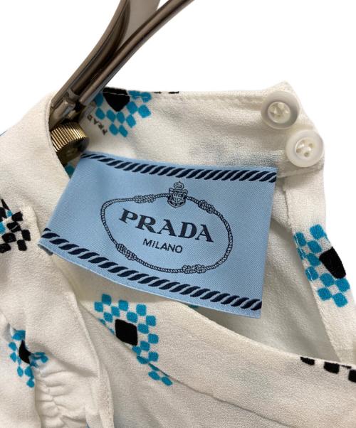 PRADA（プラダ）PRADA (プラダ) ワンピース ホワイト サイズ:40の古着・服飾アイテム