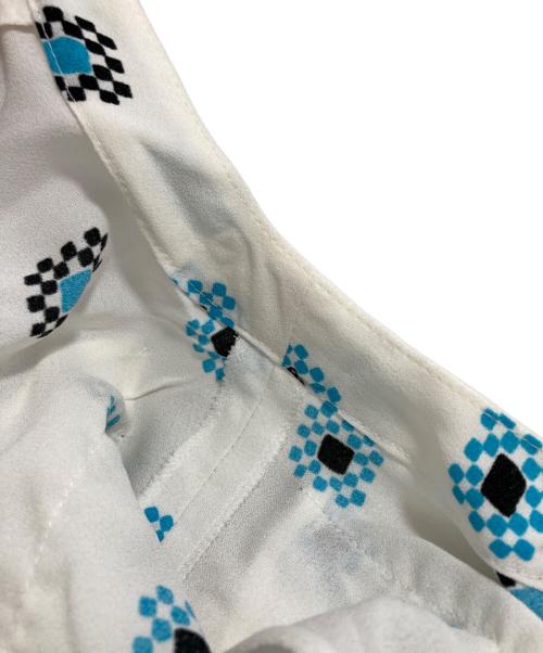 PRADA（プラダ）PRADA (プラダ) ワンピース ホワイト サイズ:40の古着・服飾アイテム