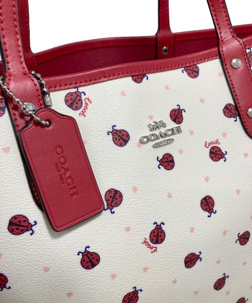 COACH（コーチ）COACH (コーチ) バッグ ホワイトの古着・服飾アイテム