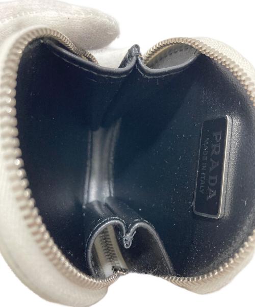 PRADA（プラダ）PRADA (プラダ) ポーチ ホワイトの古着・服飾アイテム