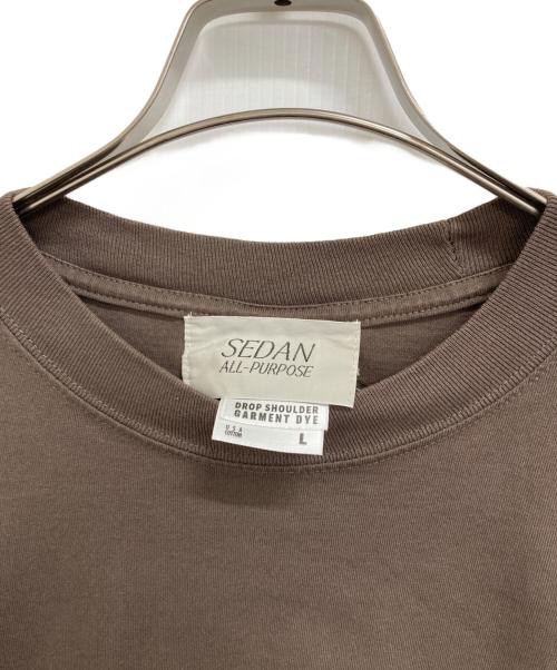 SEDAN ALL-PURPOSE（セダンオールパーパス）SEDAN ALL-PURPOSE (セダンオールパーパス) GARMENT DYED S/S TEE ブラウン サイズ:Lの古着・服飾アイテム