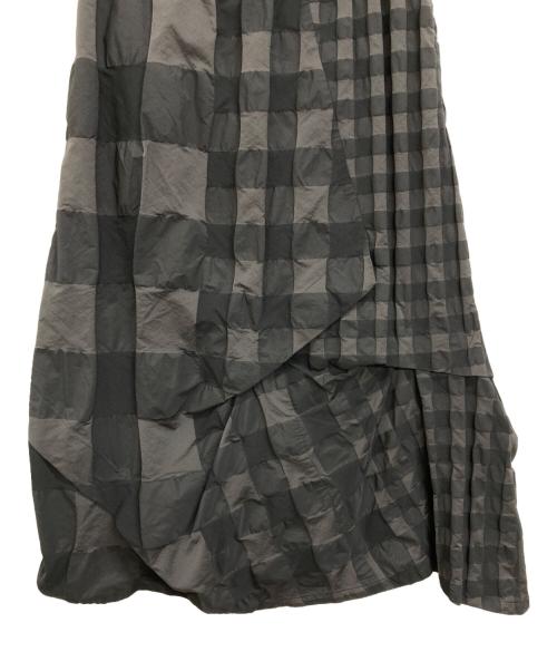 慈雨（ジウ）慈雨 (ジウ) スカート ブラック サイズ:40の古着・服飾アイテム