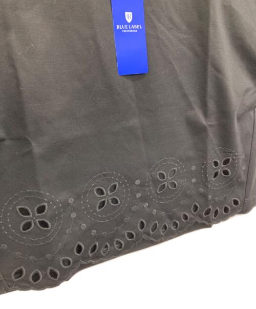 BLUE LABEL CRESTBRIDGE（ブルーレーベルクレストブリッジ）BLUE LABEL CRESTBRIDGE (ブルーレーベルクレストブリッジ) Tシャツ ブラック サイズ:38 未使用品の古着・服飾アイテム