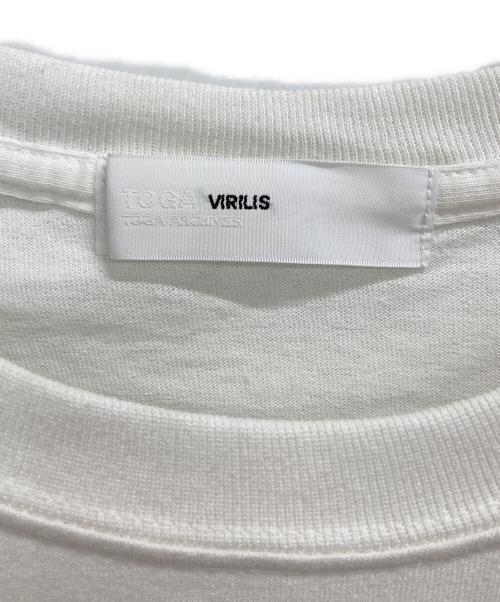 TOGA VIRILIS（トーガ ビリリース）TOGA VIRILIS (トーガ ビリリース) プリントTシャツ ホワイト サイズ:48 未使用品の古着・服飾アイテム