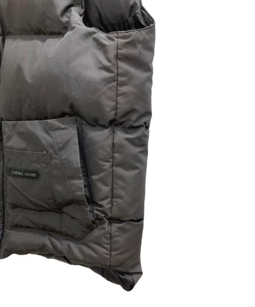 CANADA GOOSE（カナダグース）CANADA GOOSE (カナダグース) WINDSOR ダウンベスト ブラック サイズ:Mの古着・服飾アイテム