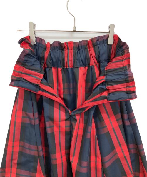 BARNEYS NEWYORK（バーニーズ・ニューヨーク）BARNEYS NEWYORK (バーニーズ・ニューヨーク) スカート レッド サイズ:Fの古着・服飾アイテム