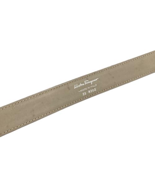 Salvatore Ferragamo（サルヴァトーレ フェラガモ）Salvatore Ferragamo (サルヴァトーレ フェラガモ) ベルト ベージュの古着・服飾アイテム