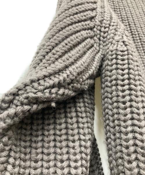 JOHN LAWRENCE SULLIVAN（ジョン ローレンス サリバン）JOHN LAWRENCE SULLIVAN (ジョン ローレンス サリバン) ボタンスリーブニットセーター ブラウン サイズ:0Sの古着・服飾アイテム