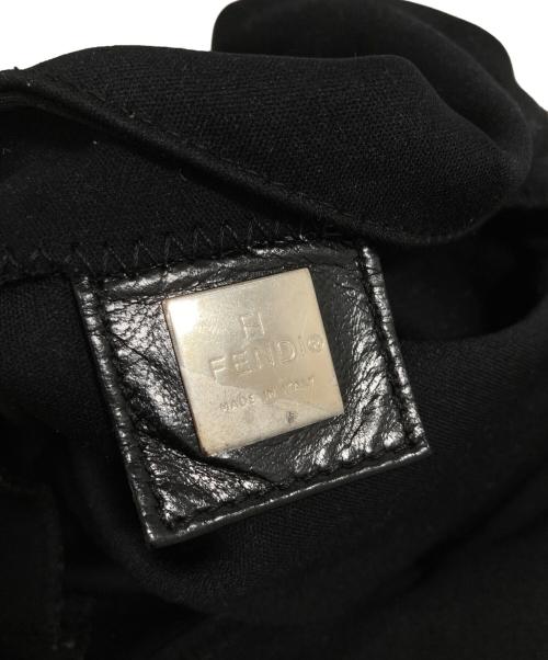 FENDI（フェンディ）FENDI (フェンディ) ショルダーバッグ ブラックの古着・服飾アイテム