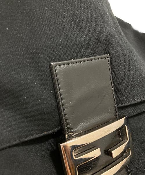FENDI（フェンディ）FENDI (フェンディ) ショルダーバッグ ブラックの古着・服飾アイテム