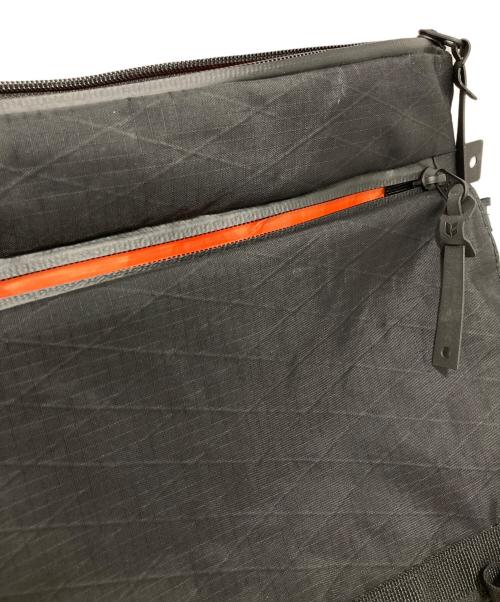 CODEOFBELL（コードオブベル）CODEOFBELL (コードオブベル) ショルダーバッグ ブラックの古着・服飾アイテム