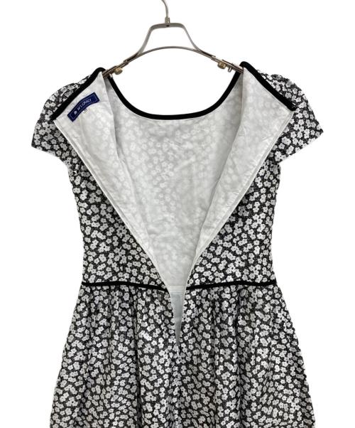 M'S GRACY（エムズグレイシー）M'S GRACY (エムズグレイシー) ワンピース ホワイト×ブラック サイズ:38の古着・服飾アイテム