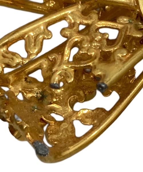 GIANNI VERSACE（ジャンニ・ヴェルサーチ）GIANNI VERSACE (ジャンニ・ヴェルサーチ) ブローチの古着・服飾アイテム