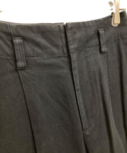 MARGARET HOWELL（マーガレットハウエル）MARGARET HOWELL (マーガレットハウエル) WASHED COTTON TWILL トラウザーパンツ ネイビー サイズ:2の古着・服飾アイテム