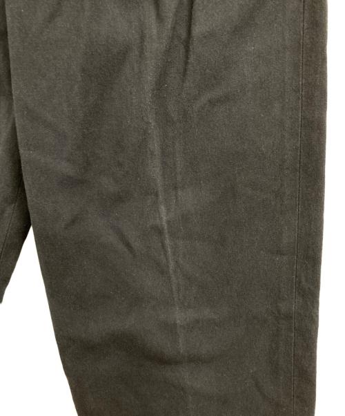 MARGARET HOWELL（マーガレットハウエル）MARGARET HOWELL (マーガレットハウエル) WASHED COTTON TWILL トラウザーパンツ ネイビー サイズ:2の古着・服飾アイテム