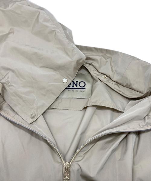 HERNO（ヘルノ）HERNO (ヘルノ) テクノタフタコート ベージュ サイズ:40の古着・服飾アイテム