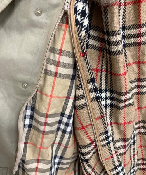 Burberry's（バーバリー）Burberry's (バーバリーズ) ファー付きトレンチコート ベージュ サイズ:7AB2の古着・服飾アイテム