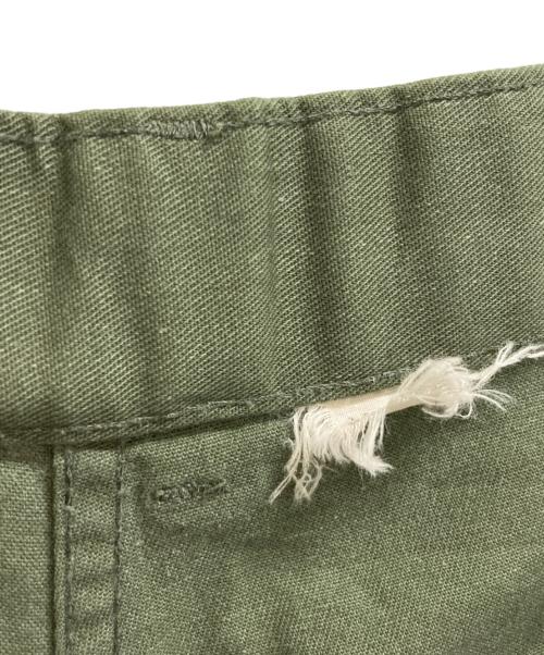 USED（ユーズド）USED (ユーズド) ミリタリーパンツ オリーブ サイズ:タグ切れの為不明の古着・服飾アイテム