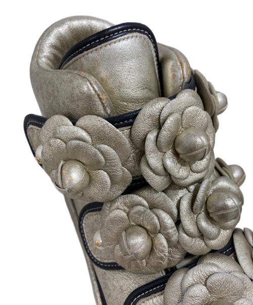 CHANEL（シャネル）CHANEL (シャネル) ハイカットスニーカー ゴールド サイズ:38の古着・服飾アイテム