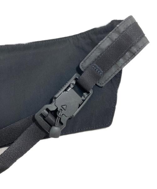 Y-3（ワイスリー）Y-3 (ワイスリー) ボディバッグ ブラックの古着・服飾アイテム