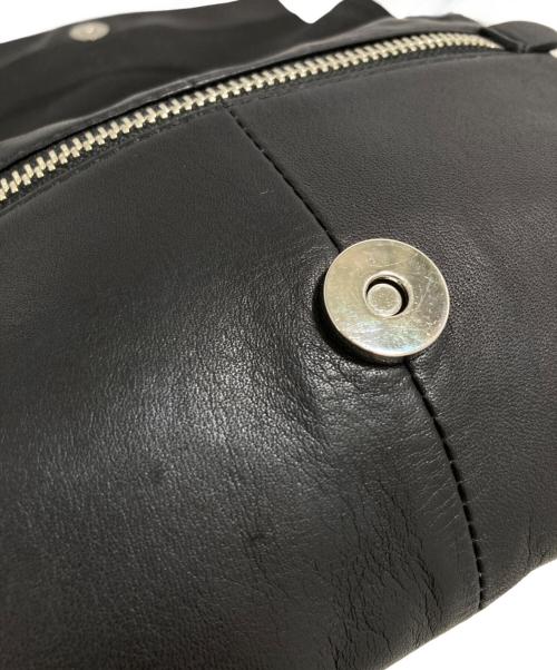 kawa-kawa（カワカワ）kawa-kawa (カワカワ) ショルダーバッグ ブラックの古着・服飾アイテム