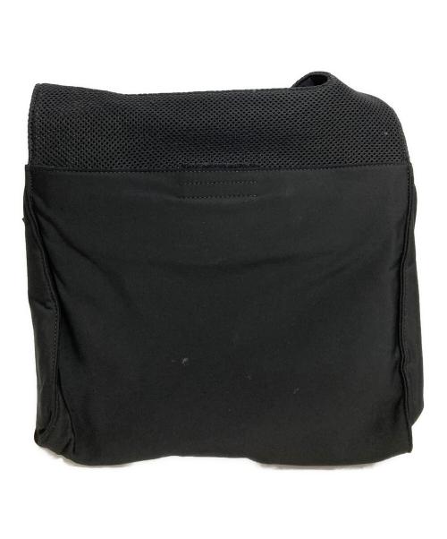 MIU MIU（ミュウミュウ）MIU MIU (ミュウミュウ) ショルダーバッグ ブラックの古着・服飾アイテム