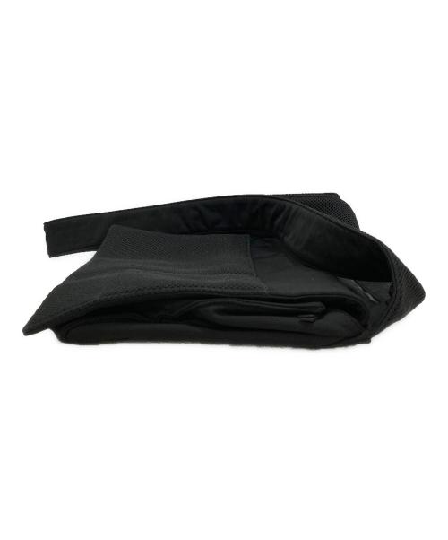 MIU MIU（ミュウミュウ）MIU MIU (ミュウミュウ) ショルダーバッグ ブラックの古着・服飾アイテム