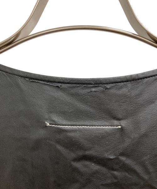 MM6 Maison Margiela（エムエムシックスメゾンマルジェラ）MM6 Maison Margiela (エムエムシックスメゾンマルジェラ) フェイクレザーワンピース ブラック サイズ:Mの古着・服飾アイテム