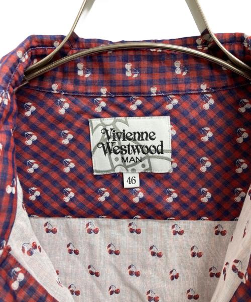 Vivienne Westwood（ヴィヴィアンウエストウッド）Vivienne Westwood (ヴィヴィアンウエストウッド) シャツ レッド サイズ:46の古着・服飾アイテム