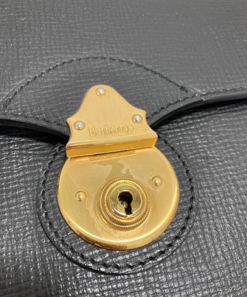 Burberry's（バーバリー）Burberry's (バーバリーズ) セカンドバッグ ブラックの古着・服飾アイテム