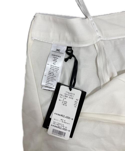 ELISABETTA FRANCHI（エリザベッタフランキ）ELISABETTA FRANCHI (エリザベッタフランキ) ミニスカート ホワイト サイズ:40の古着・服飾アイテム