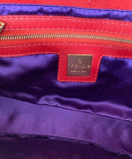 FENDI（フェンディ）FENDI (フェンディ) ショルダーバッグ レッドの古着・服飾アイテム