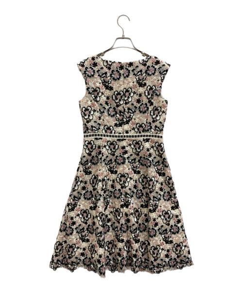 TOCCA（トッカ）TOCCA (トッカ) ノースリーブワンピース ベージュ サイズ:2の古着・服飾アイテム