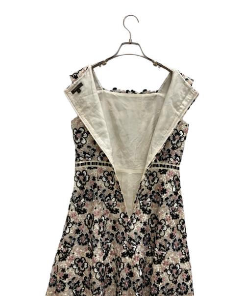 TOCCA（トッカ）TOCCA (トッカ) ノースリーブワンピース ベージュ サイズ:2の古着・服飾アイテム