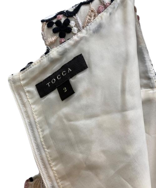 TOCCA（トッカ）TOCCA (トッカ) ノースリーブワンピース ベージュ サイズ:2の古着・服飾アイテム