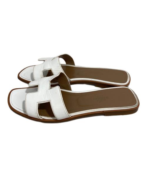 HERMES（エルメス）HERMES (エルメス) オランサンダル ホワイト サイズ:37の古着・服飾アイテム