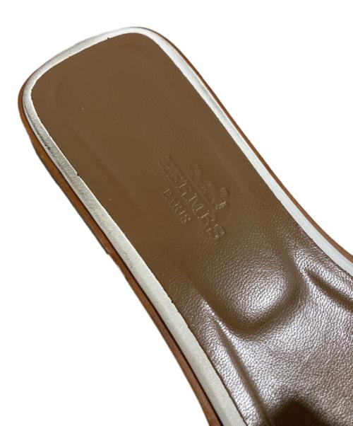 HERMES（エルメス）HERMES (エルメス) オランサンダル ホワイト サイズ:37の古着・服飾アイテム