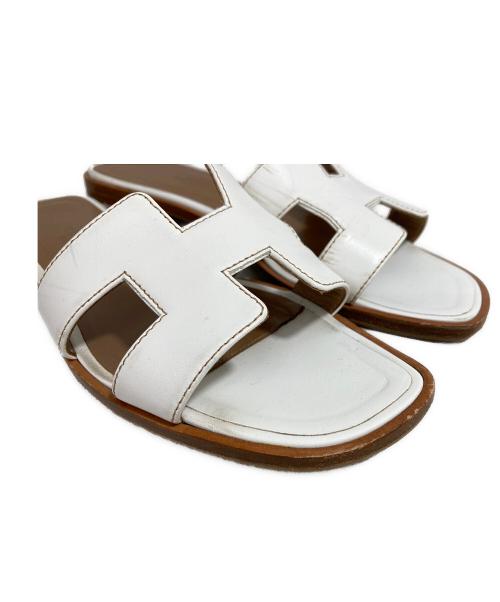 HERMES（エルメス）HERMES (エルメス) オランサンダル ホワイト サイズ:37の古着・服飾アイテム