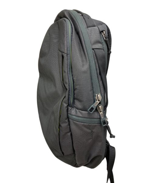 THULE（スーリー）THULE (スーリー) リュック グレーの古着・服飾アイテム