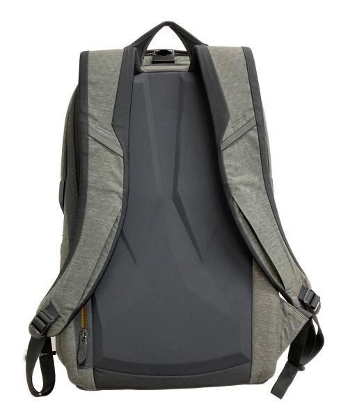 THE NORTH FACE（ザ ノース フェイス）THE NORTH FACE (ザ ノース フェイス) Access 02 グレーの古着・服飾アイテム